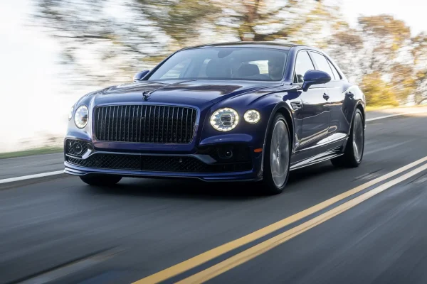 Best Luxury Cars to Rent for Your Dubai Vacation in 2026